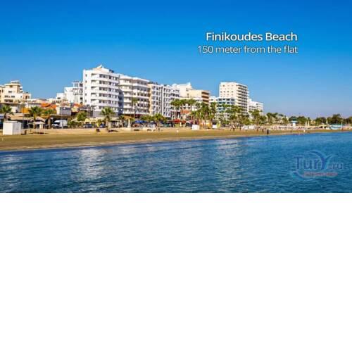 Finikoudes Seaview Beach Apartment