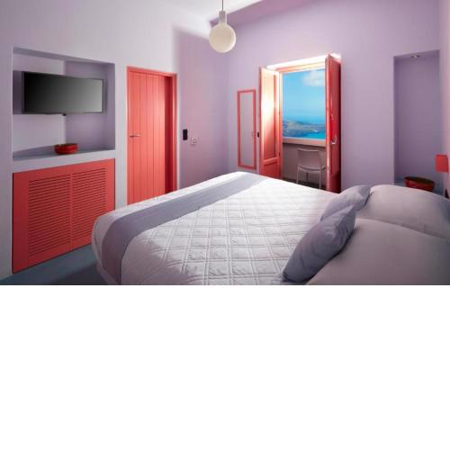 Fira Romantic Suites