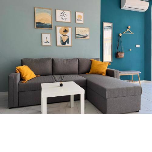 First line apartment Kraibrezhna