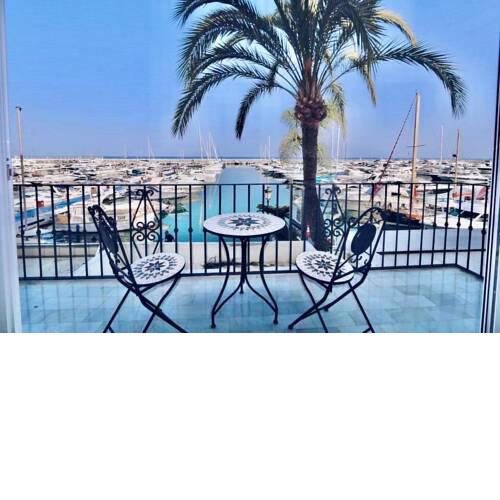 First Line Luxury Apartment in Puerto Banus Harbour, Marbella