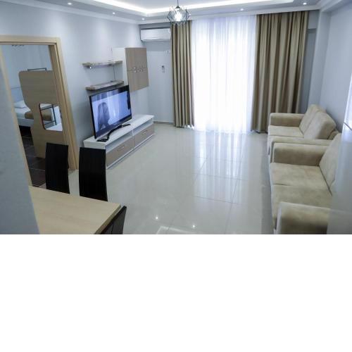 Fishta Apartment Q6 37