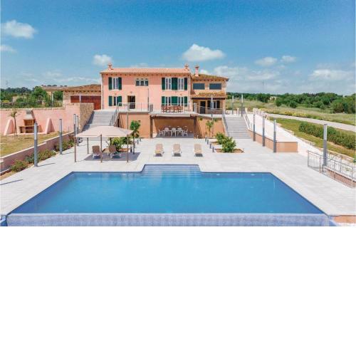 Five-Bedroom Holiday Home in Manacor