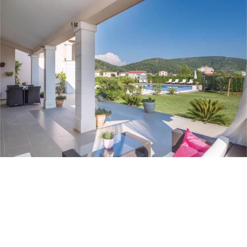 Five-Bedroom Holiday Home in Metkovic