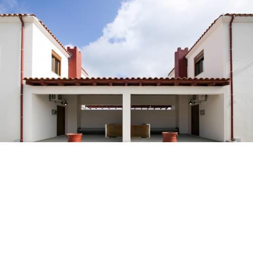 Fοivos and Athina Villas