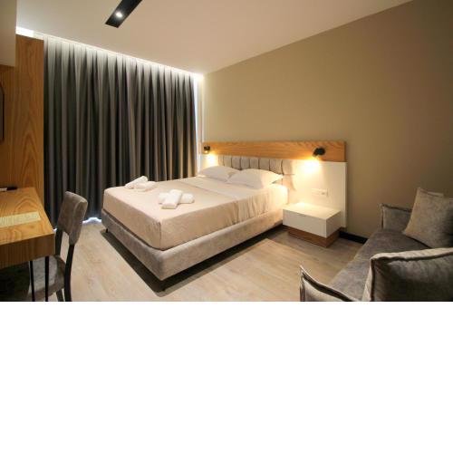 F&J Hotel