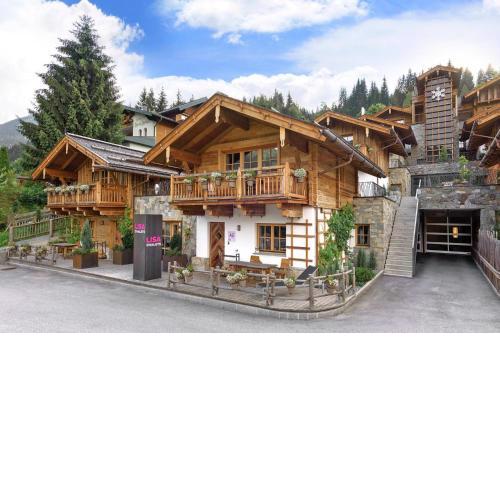 Flachau chalet with a sauna