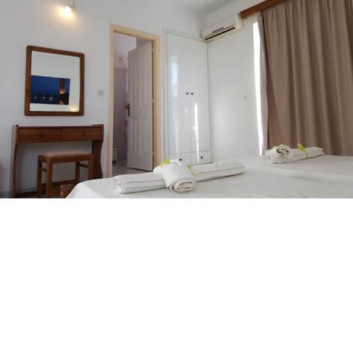 Flame Lily Studios & Apartments
