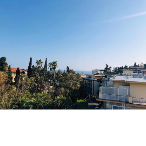 ^*FLAMINIA ATTICO^* ZONA FOCE CENTRO SANREMO! 4 POSTI LETTO!