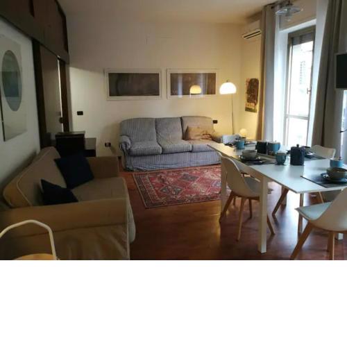 Flat 11 - MM1/Loreto-Pasteur parcheggio privato (P5)