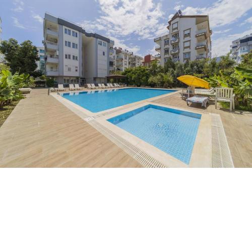 Flat Close to Beach with Balcony in Konyaalti