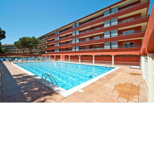 Flat in Estartit with a terrace