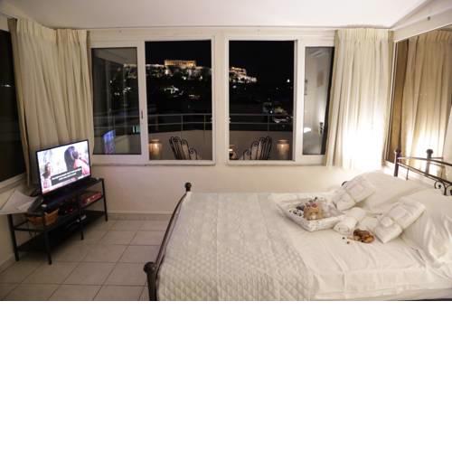 Flat in Monastiraki with stunning view of Acropolis