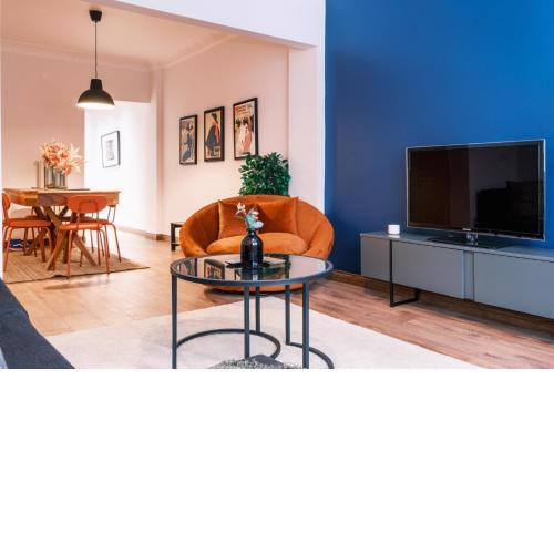 Flat with Closed Balcony 5 min to Citys Nisantasi