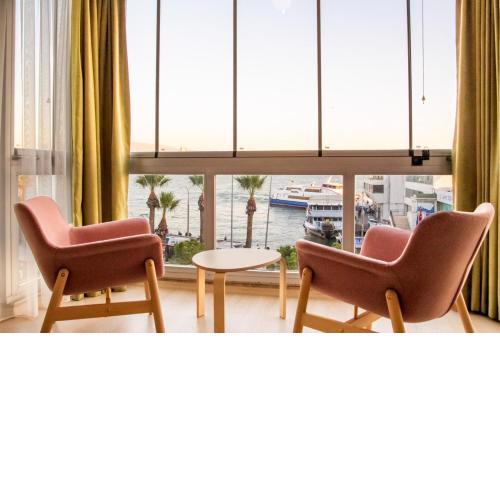 Flat with Sea View near Karsiyaka Coast