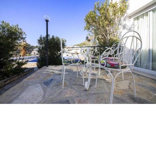 Flat with Sea View Pool and Terrace in Bodrum