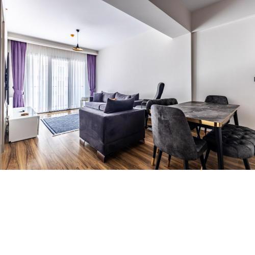 Flat with Stunning View Balcony 4 min to Coast