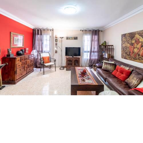 Flatguest Ingenio + 2 Bdr + Wifi + 4PAX