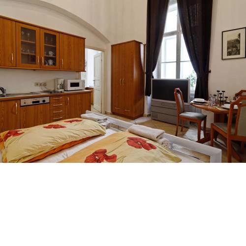 Flatprovider - Cosy Central Apartment