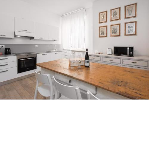 Flats4Rent La dimora d'Orlando