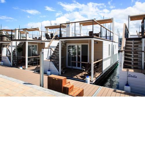 Floating Sea House Lien 1