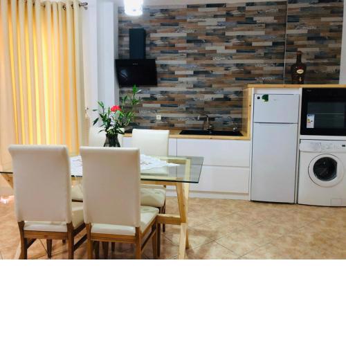 Flora Apartments Sarande
