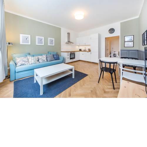 Flora apartments