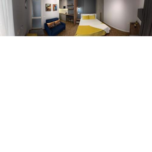 Florent's Superb Studio, free parking & garden!!