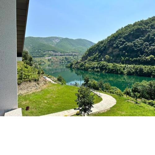Florini Guest House