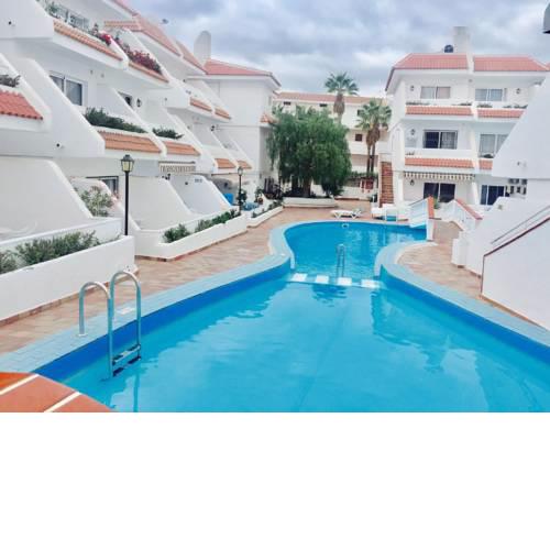 Floritas Vista Piscina