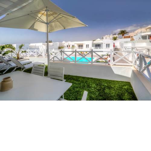 Flower Beach Suite 1