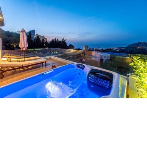 Fly View Flats GOLD Jacuzzi Sea View