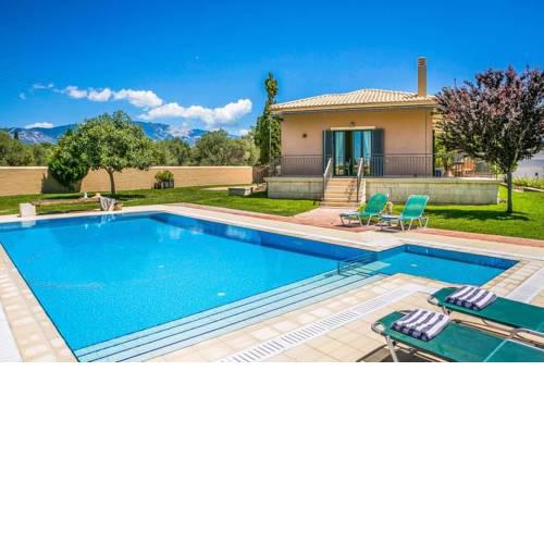 Fokata Villa Sleeps 4 Pool Air Con WiFi