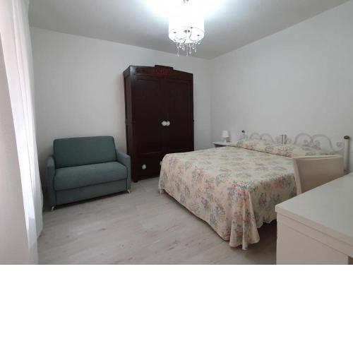 Follonica Apartment