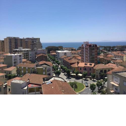 Follonica/TOSCANA:Vista Mare in pieno Centro/6pers