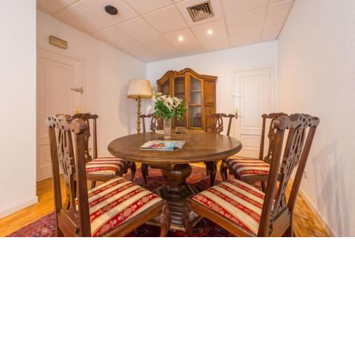 For You Rentals Velazquez apartment