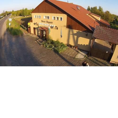 Forró Fogadó Restaurant Pension Camping
