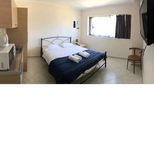 Fotis Apartments