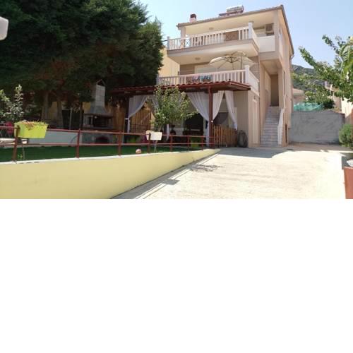 Fotis Resort