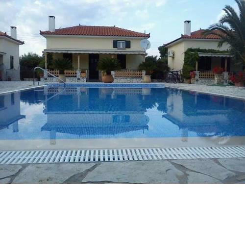 FOUFAS HOUSES