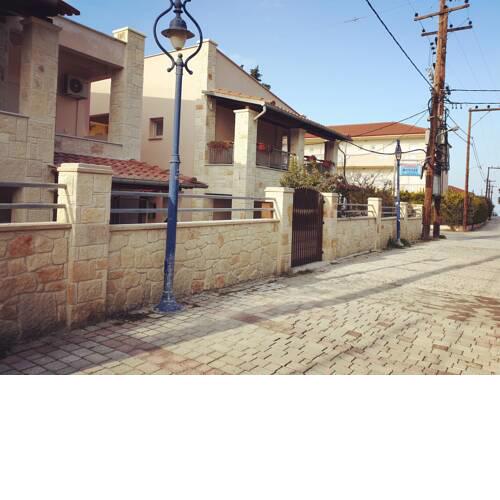 Fouli House