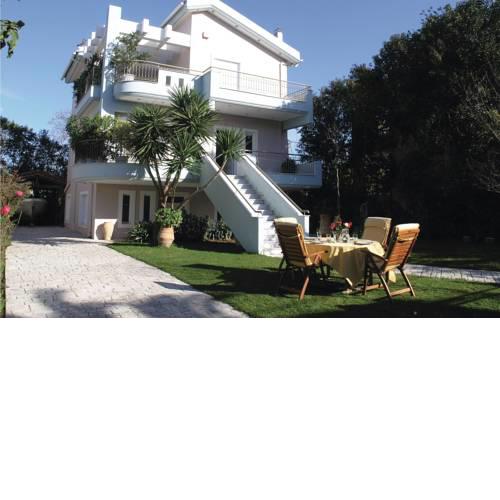 Four-Bedroom Holiday Home in Kamares Aigio Pel.