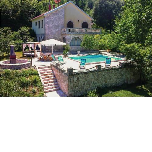 Four-Bedroom Holiday Home in Kotor