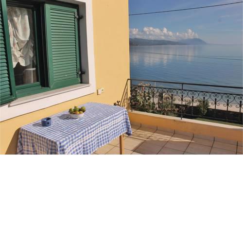Four-Bedroom Holiday Home in Loutra Aidipsou