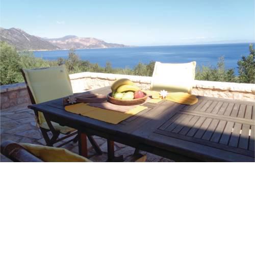 Four-Bedroom Holiday Home in Poulithra