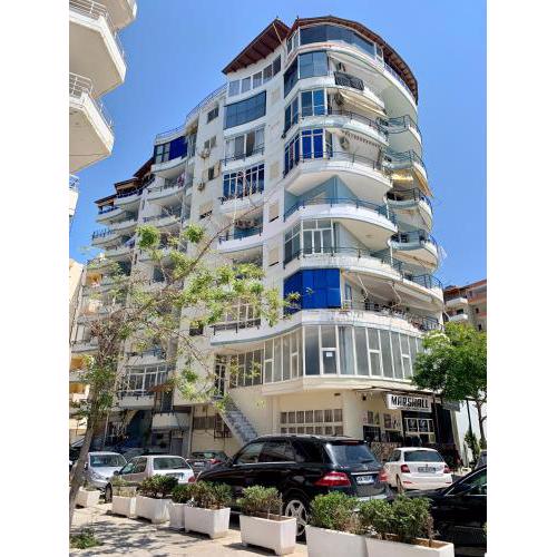 Four Seasons Beach Apartment Vlora