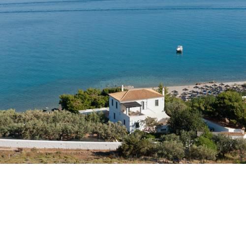 Four Seasons Hydra Luxury Suites