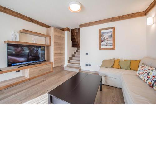 Foyer Apartments