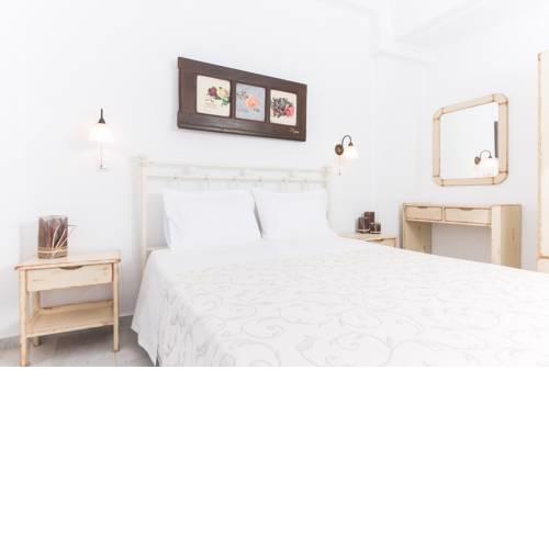 Fragias Studios & Apartments