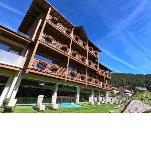 Francesin Active Hotel