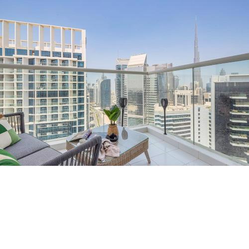 Frank Porter - DAMAC Prive